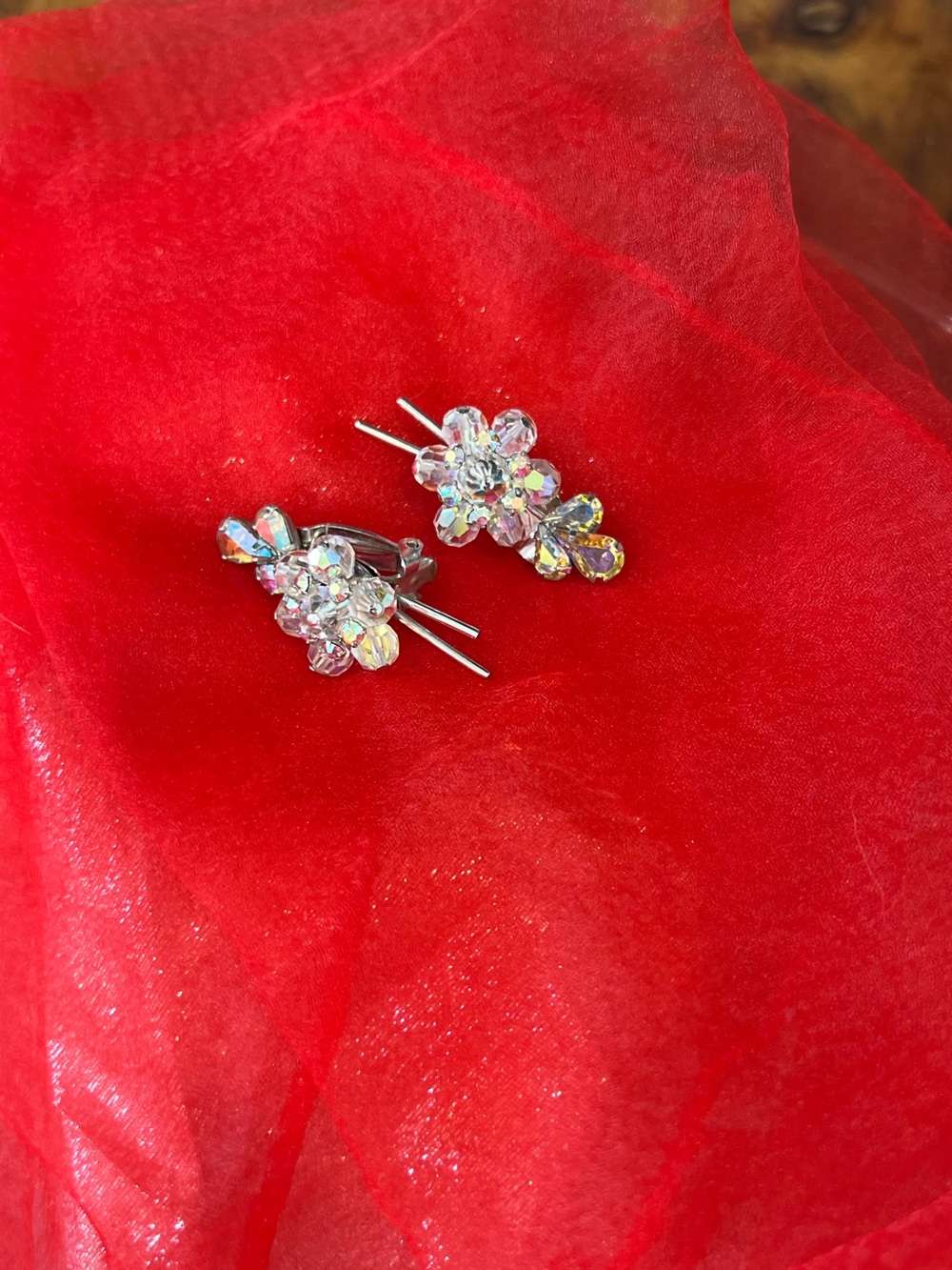 Vintage 1950s Aurora Borealis Crystal Cluster Clip On Earrings